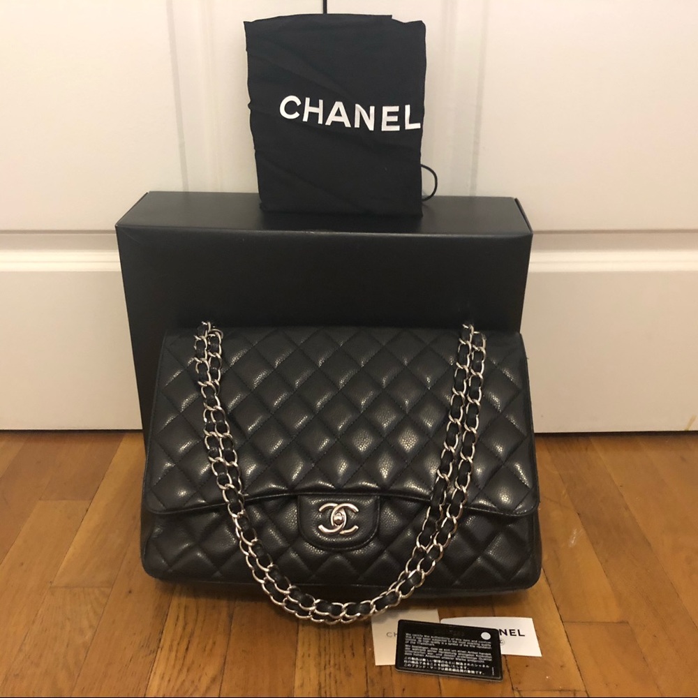 CHANEL Authentic Black Leather Sac Rabat Handbag